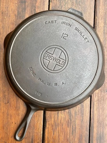 Griswold Cast Iron #12 Large Block Logo Skillet w/ Heat Ring