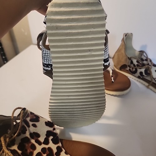 Sandals Animal Print Women Size 9 Back Zip 2 Pairs - Picture 8 of 8