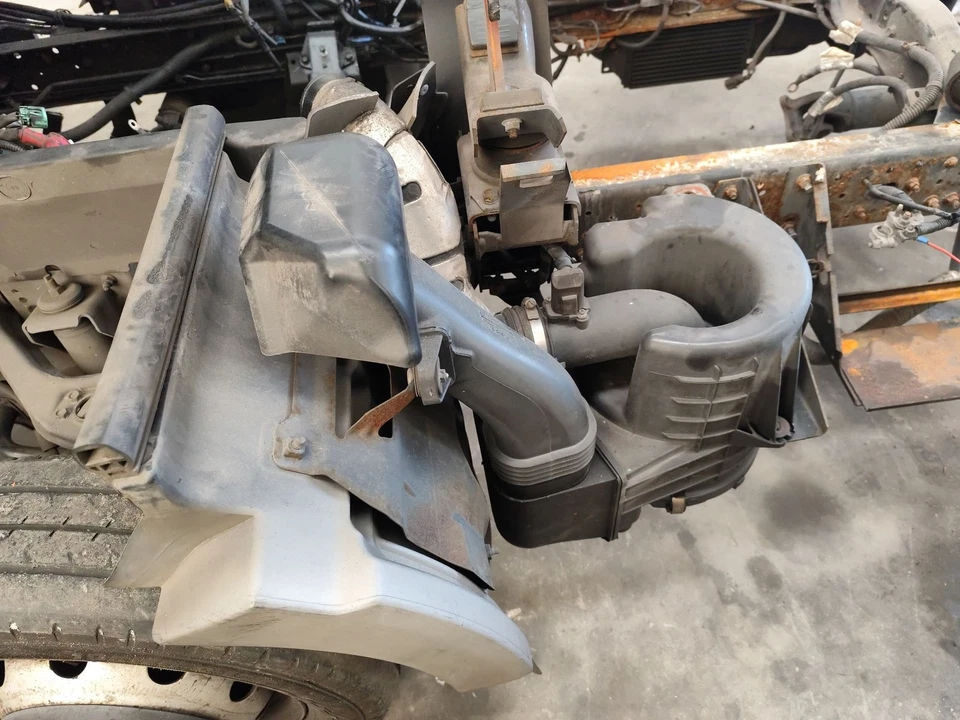 16500MA76D SUPPORTO FILTRO ARIA / 184424 PER NISSAN NT400 CABSTAR F24M 28.12, Foto 4 de 4