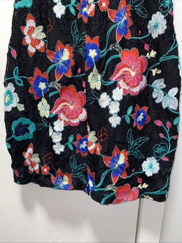 GUESS Black Floral Cold Shoulder Lace & Embroidered Mini Sheath Fitted Dress 6 - Picture 11 of 11
