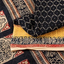 Sanskriti Vintage Sarees Black Pure Cotton Geometric Ikat Patola Print 5 Yd Sari