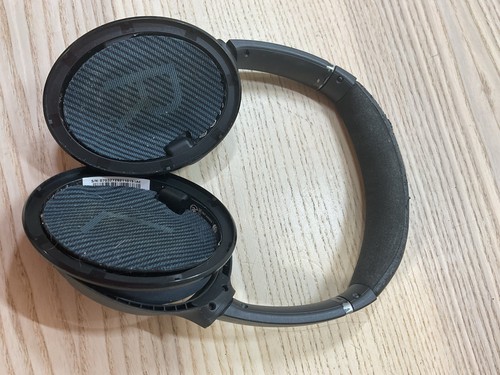 Bose SoundLink Around-Ear Wireless Bluetooth Headphones II AE2 - Picture 6 of 15