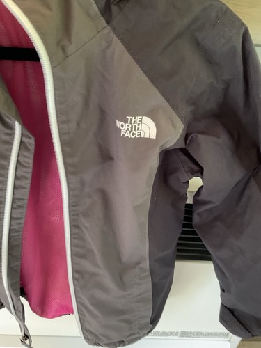 The North Face Girls Black & Gray Dryvent Hooded Waterproof Jacket Kid’s Size M - Picture 2 of 7
