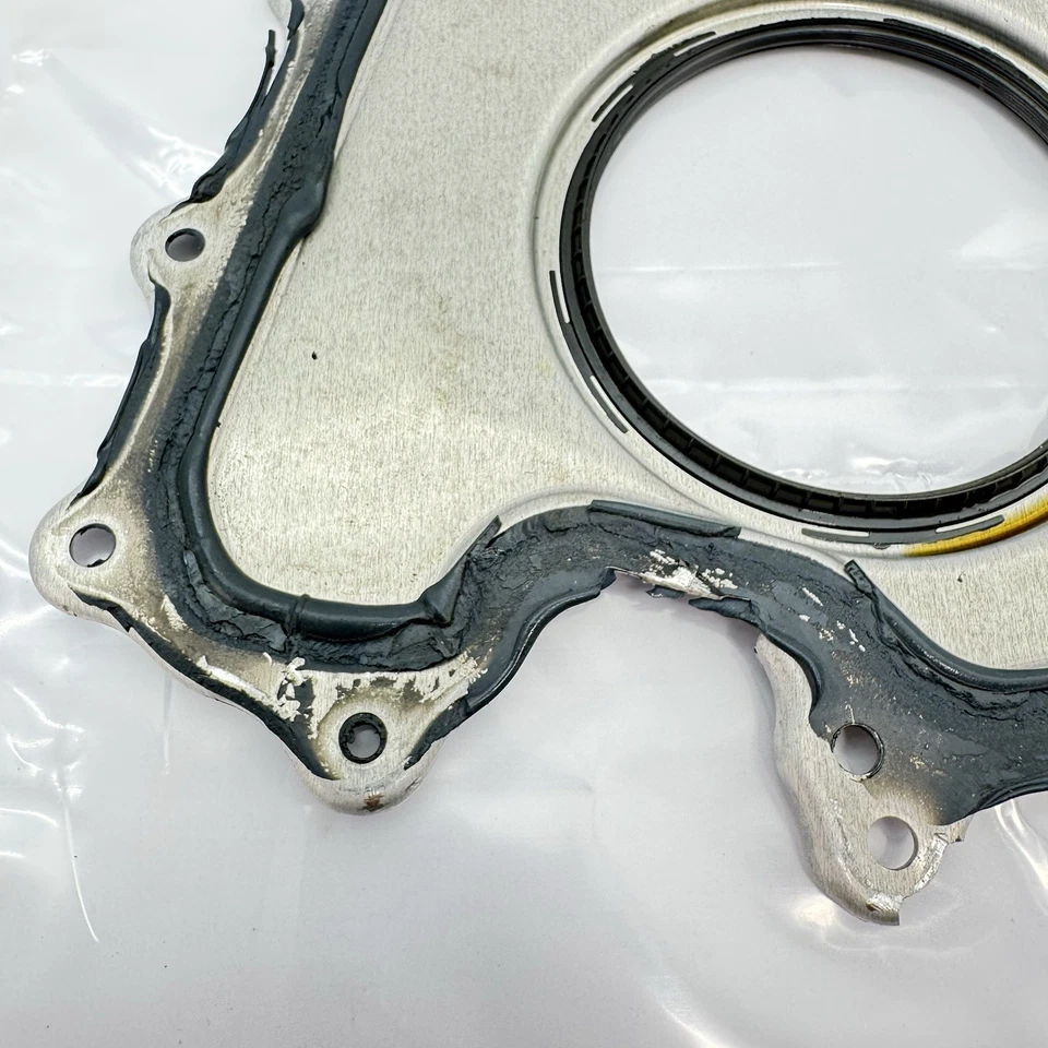 2021-2025 Chevrolet Trailblazer Encore Engine Crankshaft Seal 25207385 OEM - Image 3 of 4