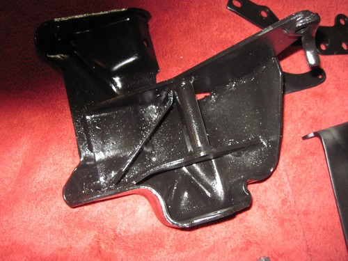 71-76 BUICK 455 BUICK A/C ALTERNATOR BRACKETS 1235835 - Picture 10 of 13