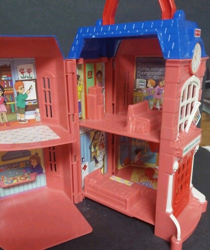 Fisher Price Sweet Streets School House Dollhouse 2002 - Picture 4 of 11