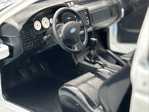 UT Models Ford Escort RS Cosworth Rally/Road Car White 1:18 Spares/Repair/Custom - Picture 20 of 24