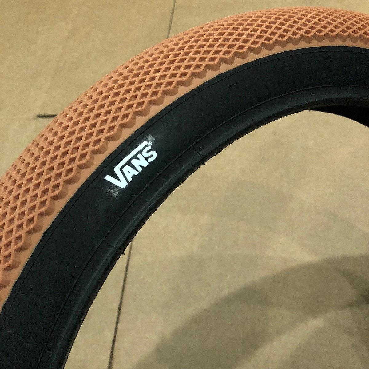 CULT BMX VANS BICYCLE TIRE 20 X 2.40 CULT BMX VANS BICYCLE TIRE 20 X 2.40