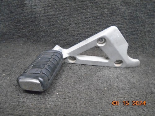 1983 83 Honda Shadow 500 VT500 C back rear foot peg rest left right - Picture 6 of 7