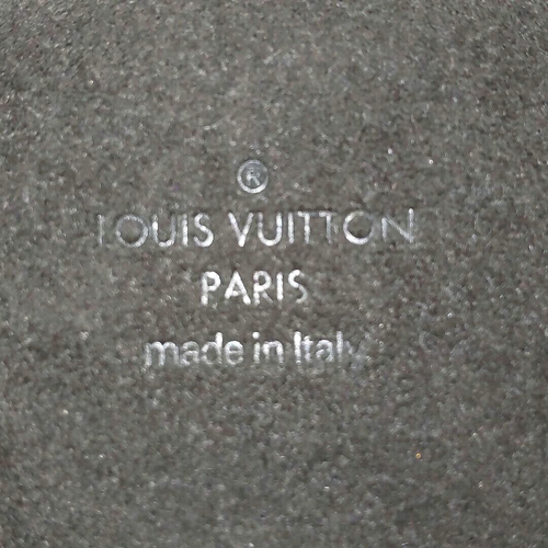 LOUIS VUITTON iPhone 13 Pro Bumper Dauphine Phone Case Monogram Brown F/J - Photo 9 sur 15