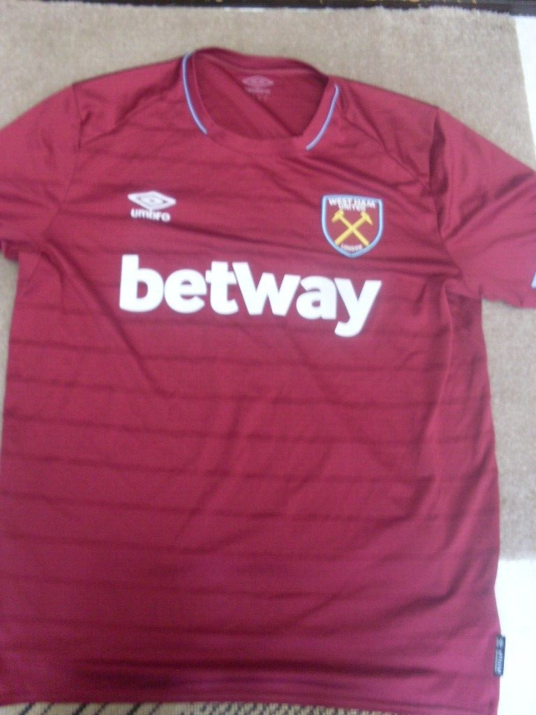Picture 1 of 3