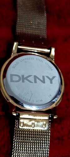 DKNY NY-8554 Damenuhr roségoldfarben Mesh-Armband GC funktioniert - Bild 5 von 6