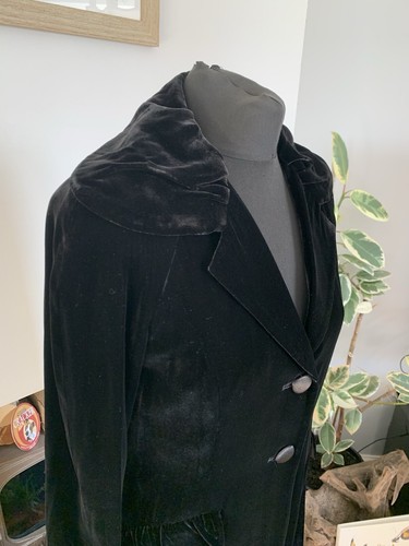 Atemberaubender Hobbs schwarzer Samtmantel Jacke Small Medium 10 Goth Vampir Oper Seide - Bild 3 von 15