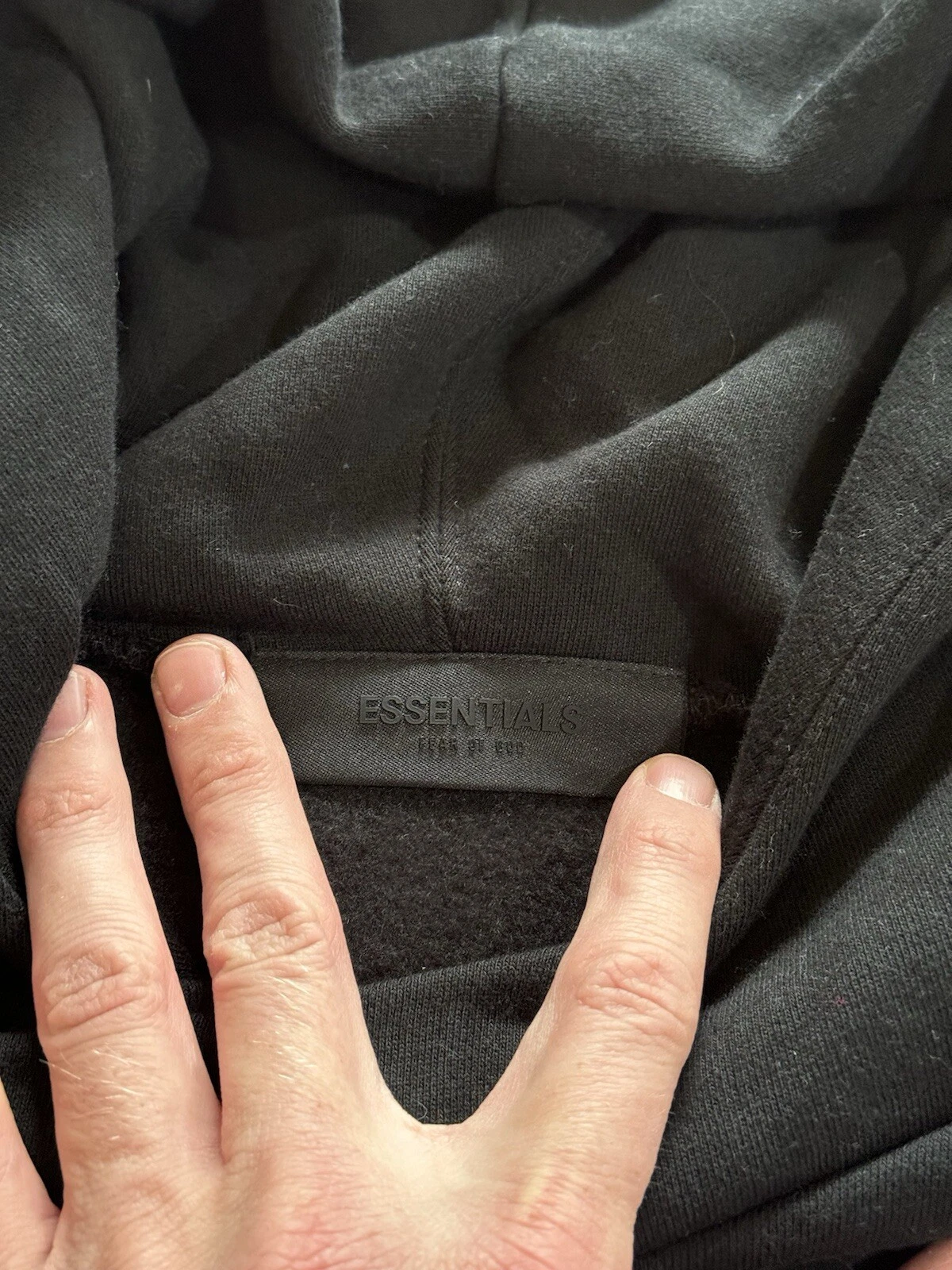 Felpa con cappuccio Fear of God Essentials Jet Black taglia Medium (M) FOG nuova con etichetta