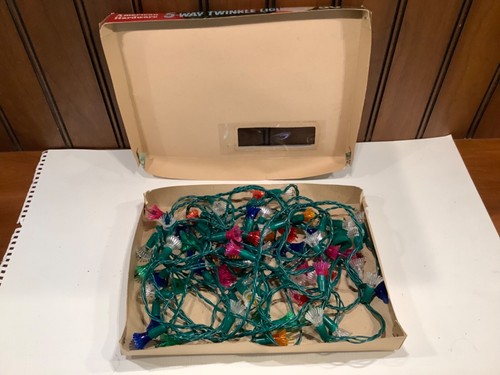 Vintage TWINKLE LITE Christmas LIGHT Set in Original Box - Picture 3 of 6