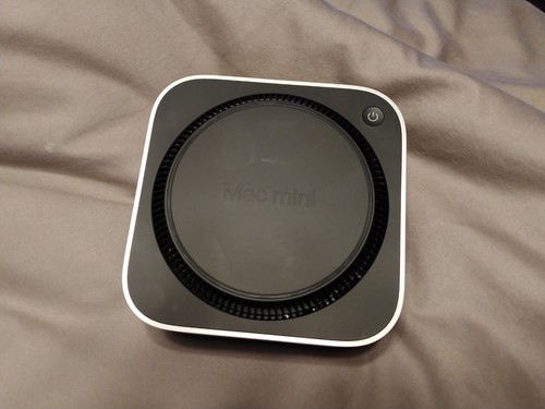2024 Apple Mac mini M4 Chip 16GB RAM 256GB SSD Silver MU9D3LL/A - Picture 2 of 6