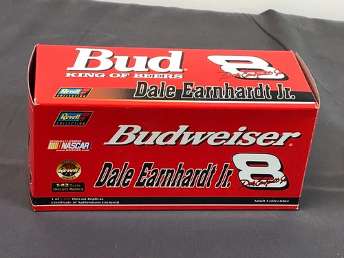 REVELL Collection 1:43 Diecast DALE EARNHARDT JR #3 BUDWEISER 1999 MONTE CARLO - Picture 6 of 19
