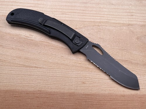 Gerber E-Z Out DPSF S30V Black Partial Serrated Blade Folding Pocket Knife - Picture 3 of 17