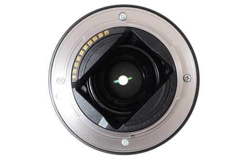 Sony FE 28mm f/2 SEL28F20 Wide Angle AF Lens E Mount w/Caps Filter S/N 0187778 - Picture 10 of 12