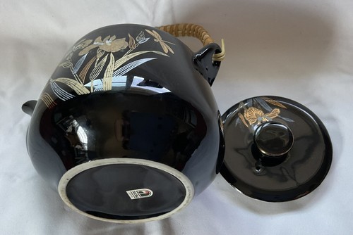 vintage japanese black and gold teapot ceramic - Picture 2 of 3