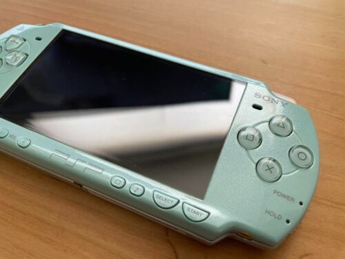 Sony PSP 2000 verde come nuova colore raro usato - Foto 2 di 4