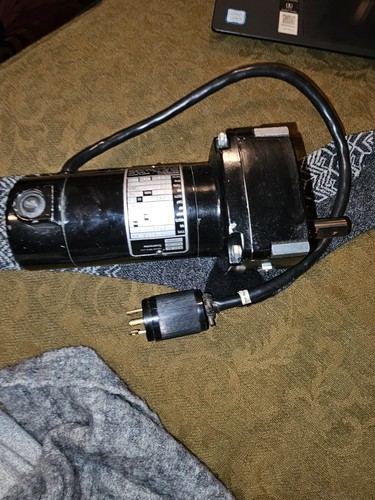 Bodine 24D4BEPM-D3 DC Motor - 130 Volts DC HP 1/17 RPM 83 Torq 29 lb-in 30:1 - Picture 1 of 8