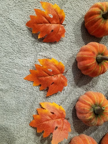 Set 8 Artificial Assorted Size Decorative Glitter Pumpkins Fall Thanksgiving New - Picture 17 of 24