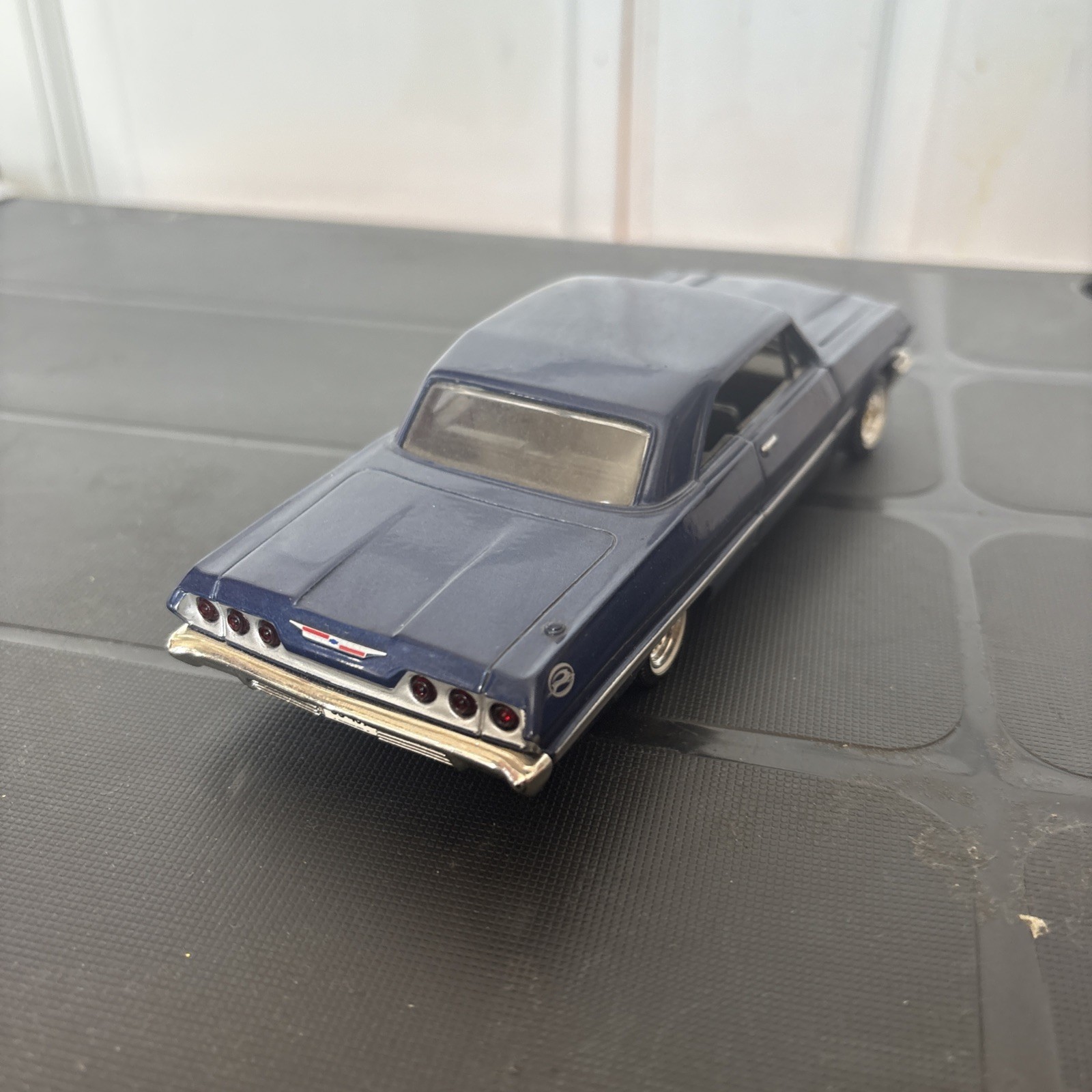 Picture 4 of 5