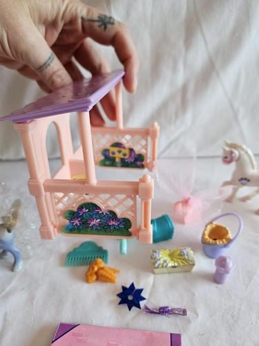 1994 Littlest Pet Shop Sparkling Sweetheart Ponies Moonglow stable COMPLETE SET - Picture 11 of 13