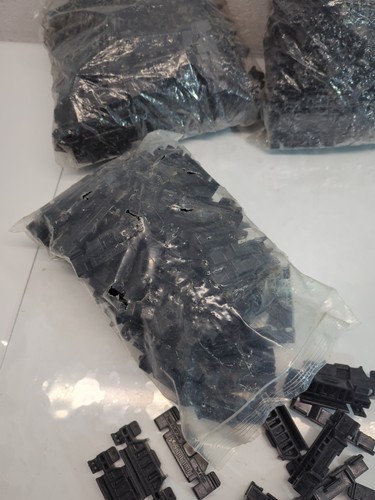 SignComp 5360 TENSION CLIP BODY LOT OF OVER 200 BODIES ONLY NO MANDREL - Picture 7 of 10