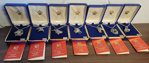 Vintage Echt Zinn Halskette und Charms - Die kühnen Männer des Tierkreises - Menge 7