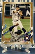 2021 Topps Series 1 #253 Carlos Correa Gold Parallel # 0080 /2021 Houston Astros