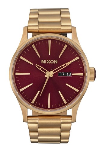 Nixon Sentry Gold Stainless Steel Red Dial Unisex Watch A356-5094 NWT