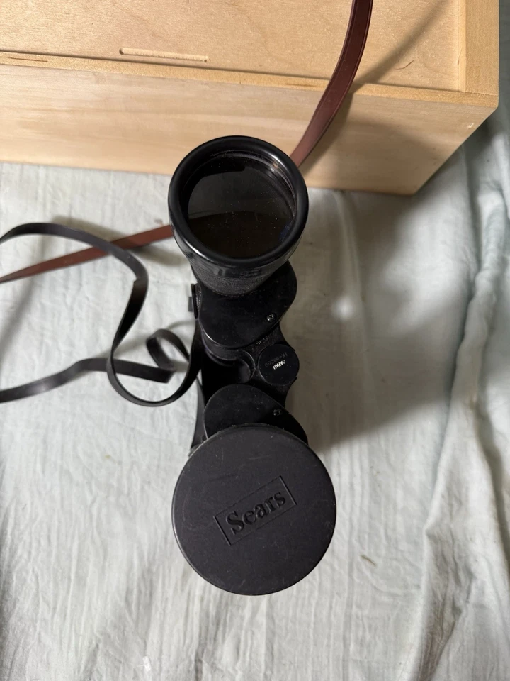 Sears 2531 Amber Coated 10x50mm Extra Wide Angle Binoculars with Case & Strap - Image 3 of 4