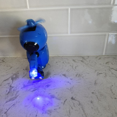 Avon BV7HJ5 Roboter dreht 360 Lichter/Musik/Tanz (GETESTET FUNKTIONIERT) - Bild 9 von 13