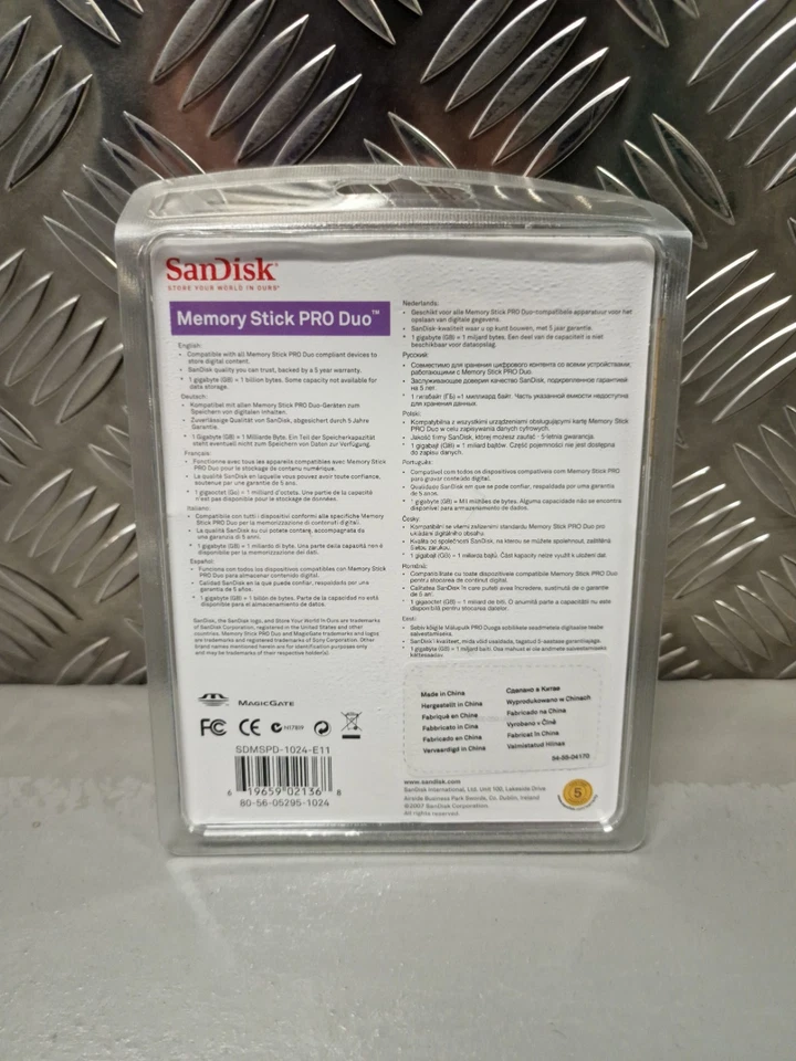 Sealed SANDISK 1 GB Memory Stick Pro Duo Multi use MagicGate PSP Compatible Card - Image 2 of 2