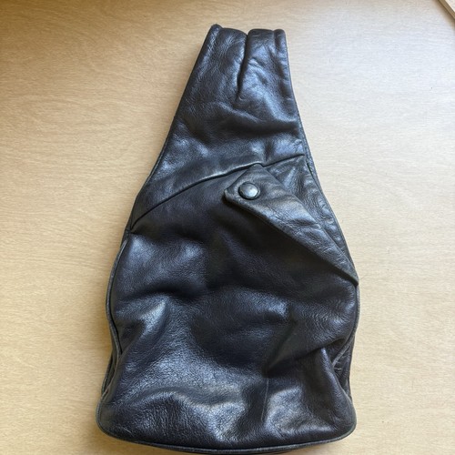 Schwarze Ledertasche Vintage Handtasche Geldbörse Unikat Design Designer Unisex - Bild 4 von 12