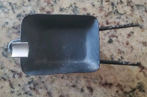 Vintage Wheel Barrow Ashtray (Rolls) Black Ash Tray - Picture 2 of 5