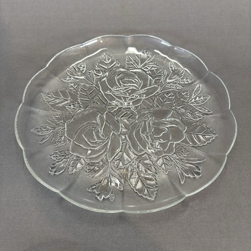 Pasari Crystal Livia Dinner Plate 9 7/8" Set of 4 Embossed Roses Scalloped - Picture 8 of 8
