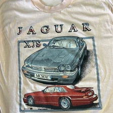 Vintage Jaguar XJS 1989 Mike Carter Artwork Crewneck T Shirt Sz L color: L Peach