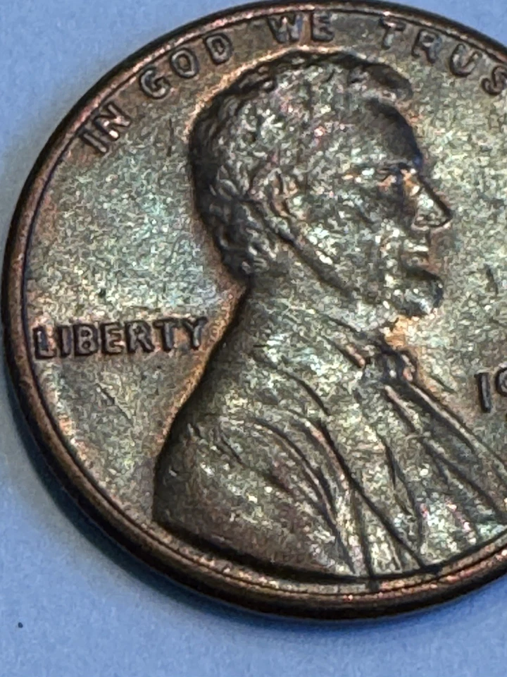 1982-D Lincoln Penny Small Date 1C Off-Center Rotated Die Error Transition Coin - Image 3 of 4