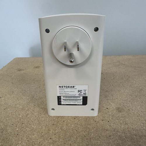 Netgear PLP2000 Powerline Adapter + Extra Outlet 2000Mbps Pack of 2 / Pair - Picture 3 of 13