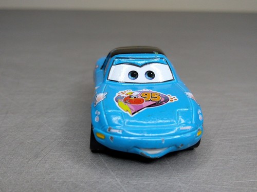 MIA FANS DE FLASH MCQUEEN Color Dinoco Coche Disney Cars Metal 1/55 - Imagen 7 de 8