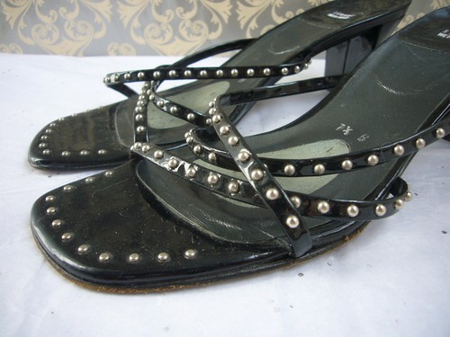 Stuart Weitzman Y2K Black Silver Studded Square Toe Kitten Heel Sandals - 7.5 - Picture 3 of 6