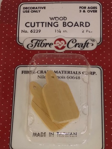 Fibre Craft 6239 Doll House Furniture 1.25" wood Cutting Board 2 Pcs new 498 - Picture 2 of 7