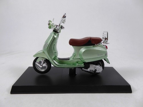 Piaggio Vespa LXV (2014) - 1:18 Maisto Diecast Moto Scooter S1002 - Imagen 5 de 6