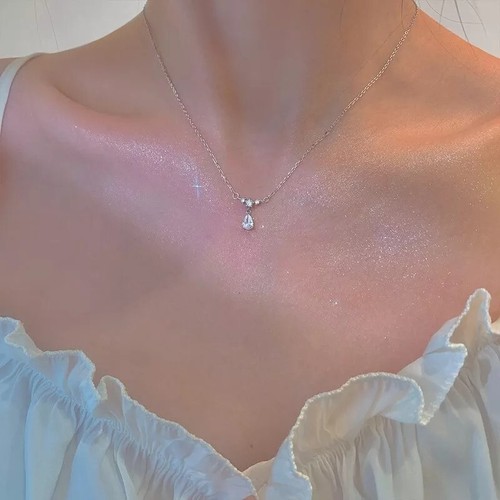 Water Drop Pendant Necklace Clavicle Chain Trendy Simple Tiny Rhinestone Jewelry - Bild 4 von 5