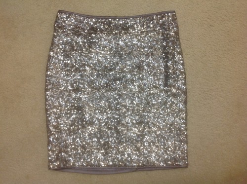 NWT CACHE SEQUIN SILVER SKIRT SIZE 0 $128 - Picture 1 of 7