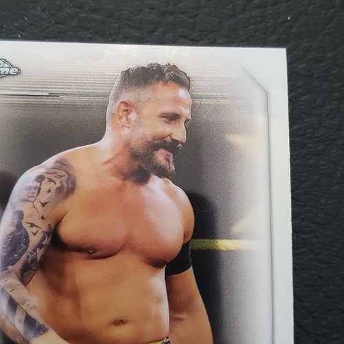 2021 TOPPS CHROME WWE WRESTLING - BOBBY FISH #75 - Picture 4 of 6