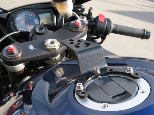 Fotocamera serbatoio radar GPS attacco GoPro - Suzuki GSXR1000 GSX-R GSXR 1000 GSX-R1000 - Foto 3 di 10